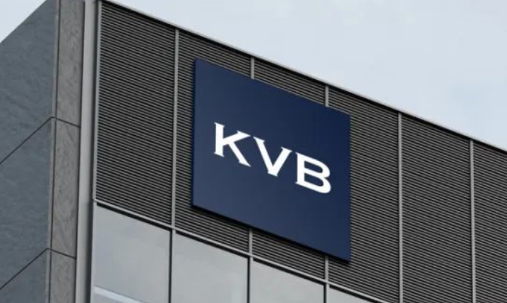 Black Platform KVBは、悪意を持って違い、ウェブサイトの釣り、自己開発の偽のソフトウェアと単一のソフトウェアを吹き飛ばし、Ban Investorアカウントを吹き飛ばしました！